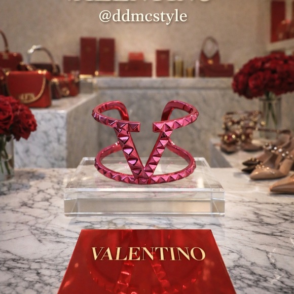 Valentino Jewelry - NWOT Valentino Garavani iconic V Vibrant Pink Metallic Rock stud Studded Cuff
